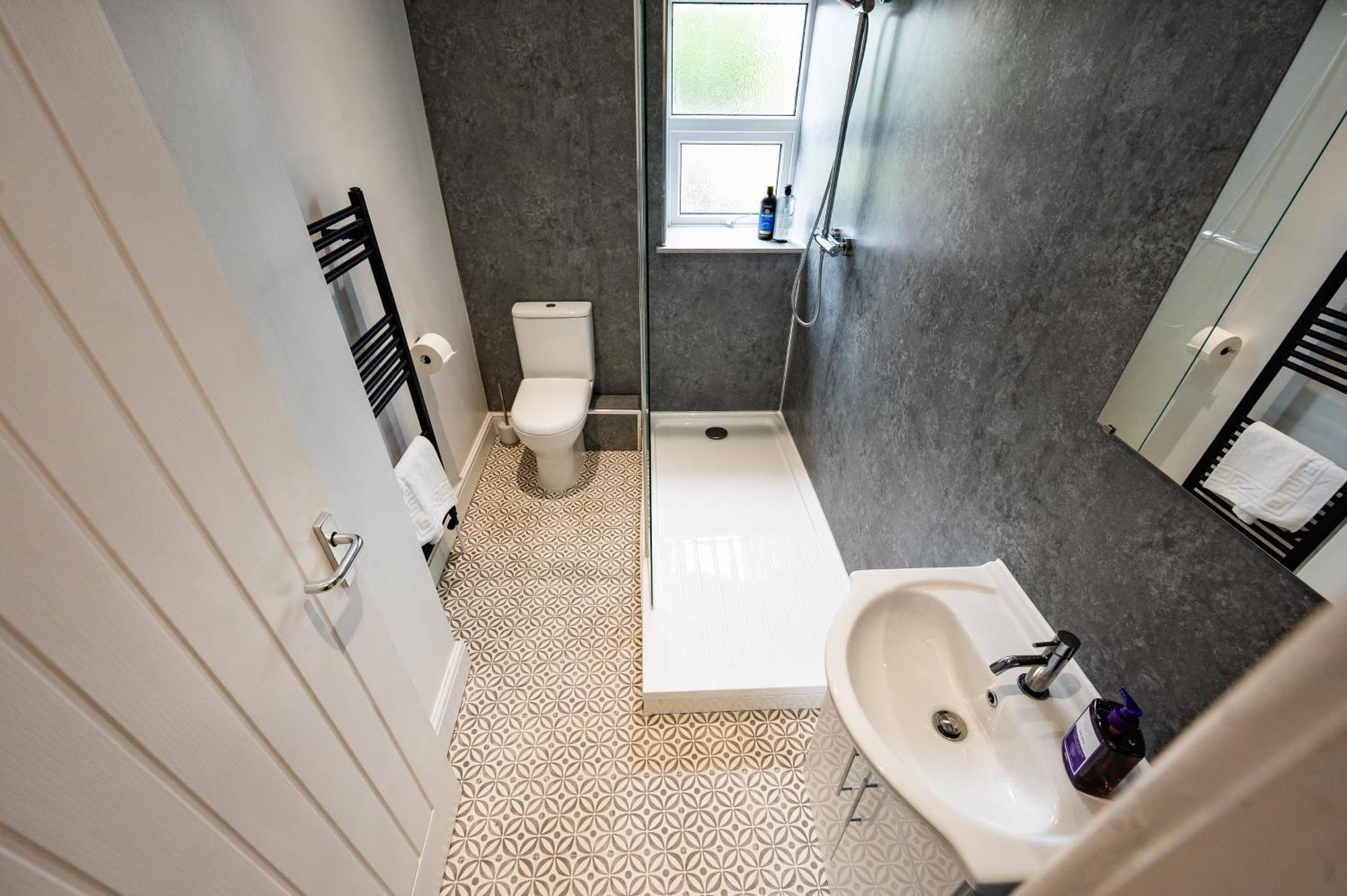 Holiday home Stella's Cottage- Cute Traditional In South West By Staystaycations Bristol