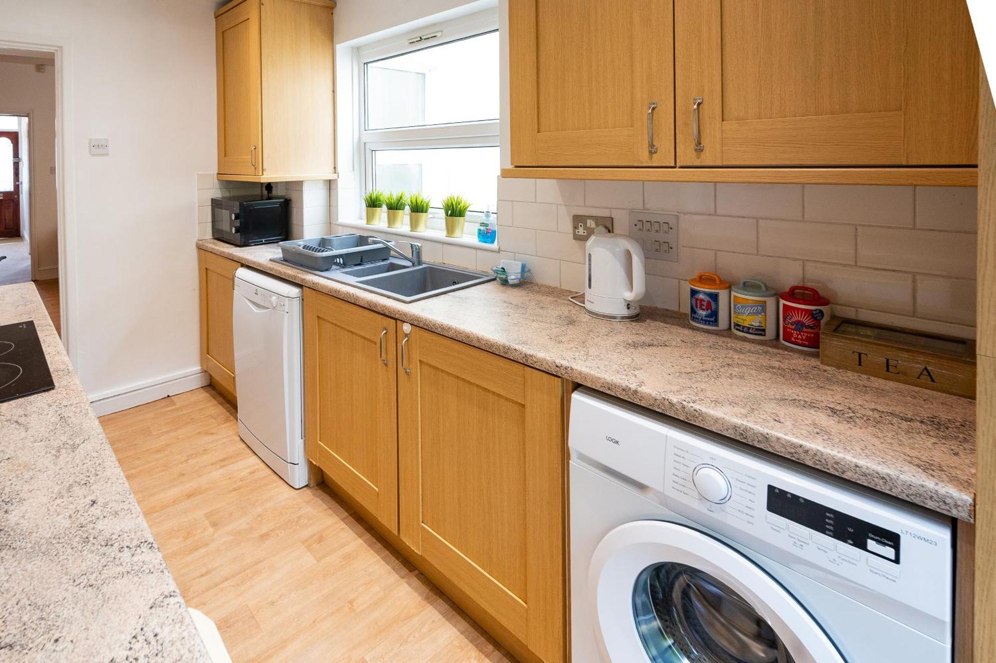 Stella's Cottage- Cute Traditional In South West By Staystaycations * Bristol